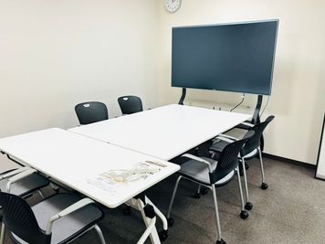 会議室Bです。 - MICAN 【会議室MICANスペースA＋B】最大18名収容可能の室内の写真