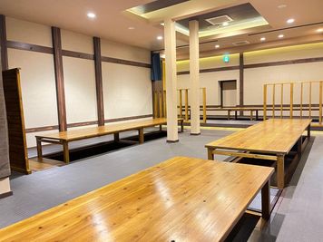 とたんの板場　武蔵小杉店 最大60名様OK◆全席掘りごたつでごゆっくりできる和のスペース◆の室内の写真