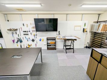 Activity Lab. 創-sou- FAB作業場 木工・塗装、３D Print、CNC、七宝焼、色々の室内の写真