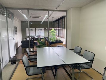 リプルナサロン レンタルスペース・貸し会議室の室内の写真