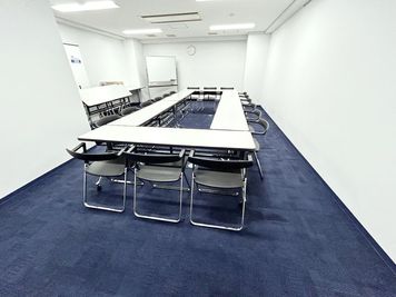 名古屋会議室 錦ハーモニー店 第1会議室の室内の写真