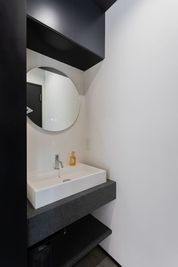 洗面化粧台 - 湘南レンタルスペース　Blue villa マッスルビーチ腰越の設備の写真