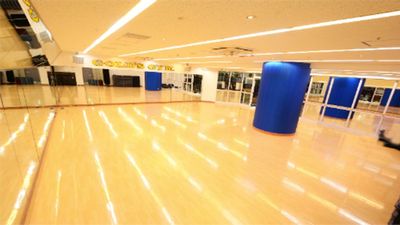 インスタベース限定！大手フィットネス会社が運営の本格的ダンススタジオ - ゴールドジム聖蹟桜ヶ丘東京