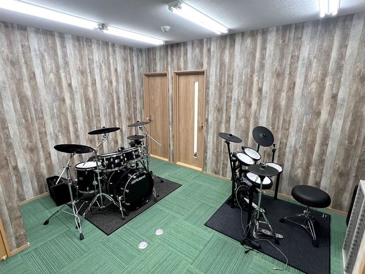 「A」studio - Studio ARTE（スタジオ アルテ） 貸し音楽練習室の室内の写真
