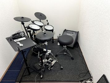 「B」Studio - Studio ARTE（スタジオ アルテ） 貸し音楽練習室の室内の写真