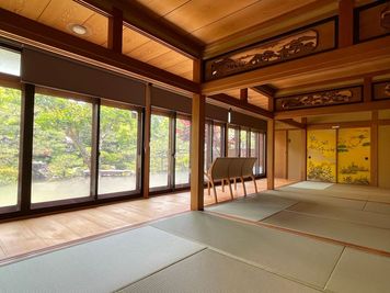 滋賀県高島市・琵琶湖畔・日本庭園・木造建築 高野俱楽部 KOYA CLUBの室内の写真