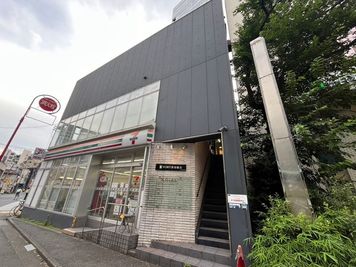 【階段側の入り口より2階にお上がりください。】 - TIME SHARING 渋谷 VORT渋谷桜丘 2Bの外観の写真