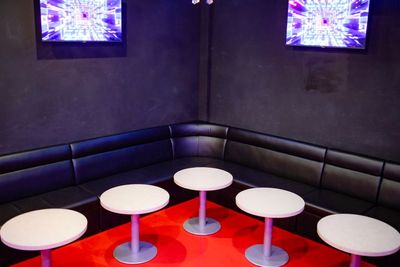 ソファ - JetGクラブ＆バー赤坂 レンタルスペースの室内の写真