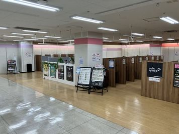 コインスペースイオン北浦和店 1人用席（通話・会話NG）の入口の写真