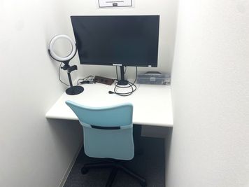 【上野駅前】1名個室💺408号室 🌟電源⚡Wi-Fi🛜 モニター🖥️WEB会議☎️面接🖋充電器有📱トイレ綺麗💕 - THE BLOOM UENO（ザ・ブルーム上野）