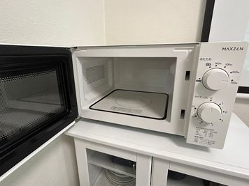 簡単操作の電子レンジです。無料でご利用いただけます。 - グランデール名古屋 NRS02⭐️笑顔あふれるパーティースペースの室内の写真