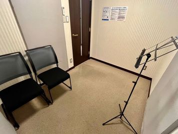 【楽器演奏、歌唱、ボイストレーニングなどにぜひご活用ください！】 - TIME SHARING 銀座 旗ビル roomFの室内の写真