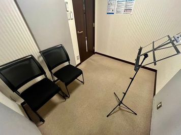 【楽器演奏、歌唱、ボイストレーニングなどにぜひご活用ください！】 - TIME SHARING 銀座 旗ビル roomJの室内の写真