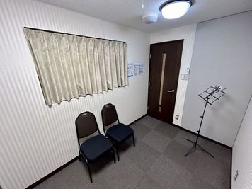 【譜面台付きのスペースです♪】 - TIME SHARING 銀座 旗ビル roomRの室内の写真