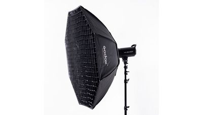 GODOX120 オクタゴングリット。
無料でご使用可能です。
グリットは着脱可能です。 - 撮影スタジオ plat studio レンタル撮影スタジオの設備の写真