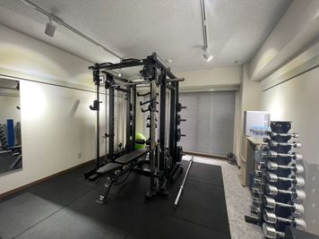 高性能設備 / コスパ抜群の完全個室のトレーニングGYM💪プライベート空間✨ - 渋谷•代官山レンタルジム