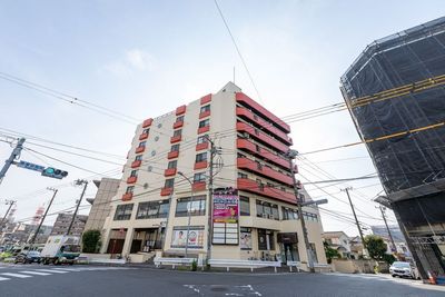 マンション外観 - レンタルスペース「としょかんのうら新千葉」 みんなで使える便利なスペース🍃としょかんのうら新千葉🍃の外観の写真