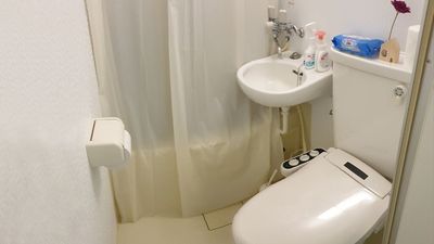 男女共用トイレが利用できます - 【大門駅30秒/浜松町駅4分】テレワーク/会議/セミナー💻✍️ 🍌Monkey Space大門🍌シンプルで使いやすい会議室の設備の写真