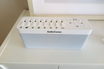 ネイチャーサウンド付きBluetoothスピーカー - レンタルサロンTHREEVE新大阪店の設備の写真