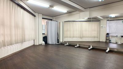 夏休み特価！【元町駅5分】地域最安値級！少人数向けダンスができるレンタルスタジオ - 茂生ビル（福岡ビル）4階