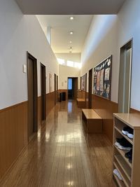 通路の左側、1番奥の部屋がS4です。 - ユニスタイル倉敷 エレクトーン練習室　S4教室のその他の写真