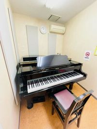 ヤマハミュージック直営教室！【駐車場完備】グランドピアノで練習できるお部屋です - ヤマハミュージックリテイリング　ユニスタイル大野辻