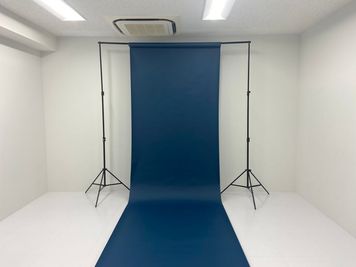 背景紙（紺色）：幅1.36m - Order Photo Studio HIGASHIGINZA 東銀座徒歩5分！OPS東銀座Aスタジオの設備の写真