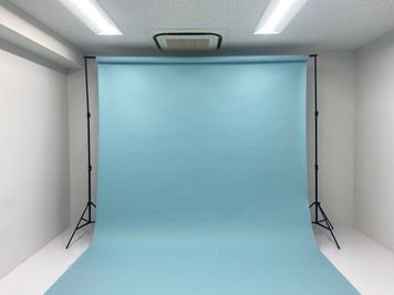 背景紙（水色）：幅2.72m - Order Photo Studio HIGASHIGINZA 東銀座徒歩5分！OPS東銀座Aスタジオの設備の写真