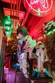 サイバーパンクといえばNEO新宿アツシです - NEO新宿アツシ（三慶ビル） NEO新宿アツシの室内の写真