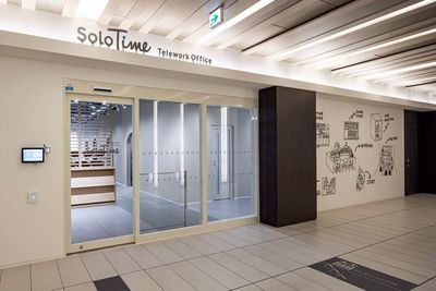 SoloTime 豊洲 MEETING ROOM（6名用完全個室）の室内の写真