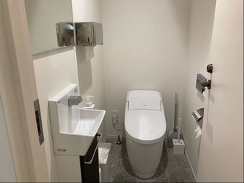 SoloTime 二子玉川 ROOM FK01（1名用完全個室）の室内の写真