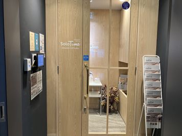 SoloTime 東戸塚 ROOM10（1名用完全個室）の室内の写真