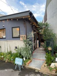 普段はフラワーカフェとして営業しているお店です。 - FLORAL CAFE at CHIGASAKI レンタル多目的スペースの外観の写真