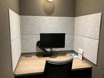 【調布駅徒歩2分】SoloTime調布 ROOM CK02/高防音性完全個室/Wi-Fi・電源・モニター完備/ドリンク・お菓子有 - SoloTime 調布