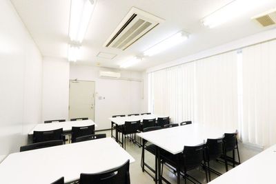 ふれあい貸し会議室 心斎橋DH ふれあい貸し会議室 心斎橋No120の室内の写真