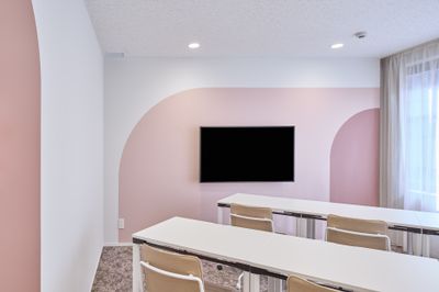 SoloTime 新橋 MEETING ROOM 03（8名用完全個室）の室内の写真