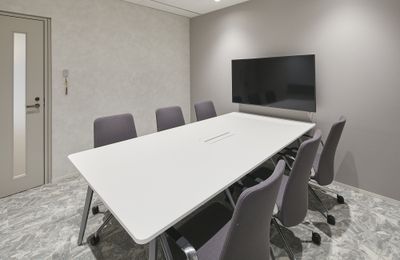 SoloTime 渋谷 MEETING ROOM 03（6名用完全個室）の室内の写真