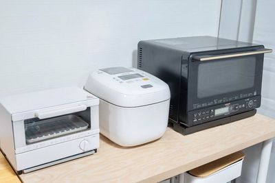 電子オーブンレンジ、炊飯器、オーブントースター - レンタルキッチン＆撮影スペース【Rutile夕凪】 撮影＆パーティが出来るレンタルキッチンスペースの設備の写真