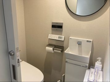 SoloTime 溝の口 ROOM MK01（1名用完全個室）の室内の写真