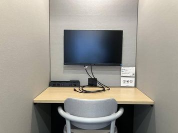 【横浜駅直結】SoloTime横浜西口 ROOM YK13/高防音性完全個室/Wi-Fi・電源・モニター完備/ドリンク・お菓子有 - SoloTime 横浜西口