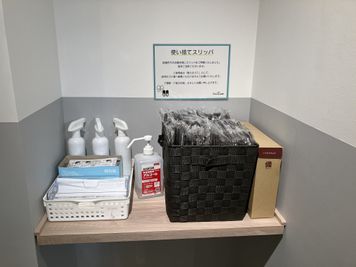 SoloTime あざみ野 MEETING ROOM （6名用完全個室）の室内の写真