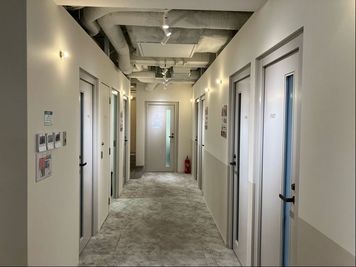 SoloTime 二子玉川 ROOM FK12（1名用完全個室/女性専用）の室内の写真