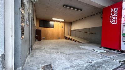 【近鉄郡山駅チカ】 室外販売スペース・室内サロンに最適！ - 【近鉄郡山駅1分】屋外販売やイベントに最適な半屋外路面スペース