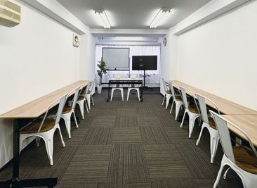 【Good Space会議室 山友旭ビル】 山友旭Room A｜Wi-Fi・ホワイトボード・モニター[38]の室内の写真