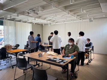 【利用事例の紹介】
カードゲーム大会、イベント
※写真はイメージです。 実際のレイアウト・設備など異なる場合がありますので、ご注意ください。 - U-SPACE 盛岡出張所 Communityのその他の写真