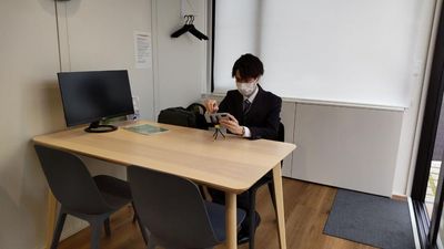 【利用事例の紹介】
オンライン面接でご利用
※写真はイメージです。 実際のレイアウト・設備など異なる場合がありますので、ご注意ください。
 - U-SPACE　仙台宮城野店 Living2のその他の写真