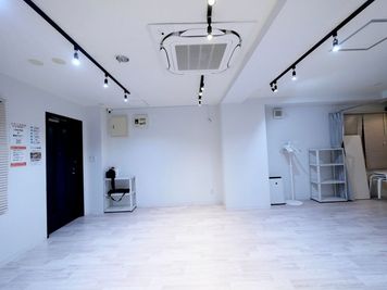 STUDIOFLAG横浜1号店の室内の写真