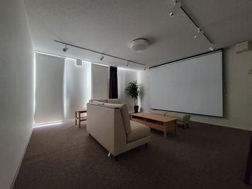 U-SPACE　東大阪店 Living2の室内の写真