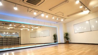 駅チカ！定期利用OK！ダンス・ヨガ・バレエにおすすめ！24時間利用可能なレンタルスタジオ - 板橋区役所前レンタルスタジオ