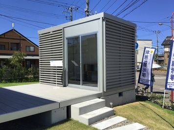 お部屋の外観はこちらです！※始めに別棟の受付までお越しください
 - U-SPACE　新潟店 Workの外観の写真